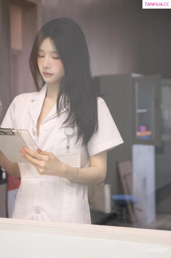 Carina Lee Carina布丁 [XiuRen]高清写真图 2025.04.24 No.10190 布丁wow 白色护士第48张图片